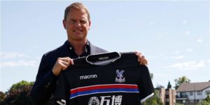 De Boer, nuevo DT del Crystal Palace