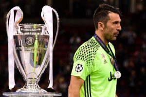 Gianluigi Buffon con la Champions League