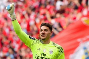 Ederson Moraes nuevo arquero del manchester city tras brillante campaña con el benfica