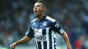 edwin cardona celebra un gol con rayados de monterrey