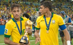 Neymar y Thiago Silva con la Confederaciones