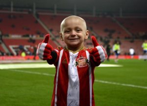 muere el pequeño hincha del futbol bdraley lowery, mejor amigo de jermain defoe