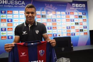 Cucho' Hernández, talento colombiano para el Huesca