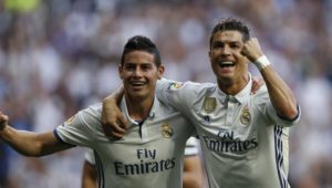 james rodriguez celebra un gol con ristiano ronaldo