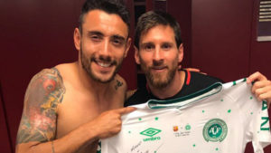Alan Ruschel y Leo Messi