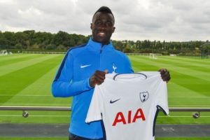 Sánchez en su presentación con los Spurs
