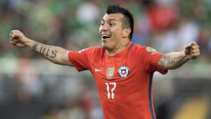 Medel con Chile