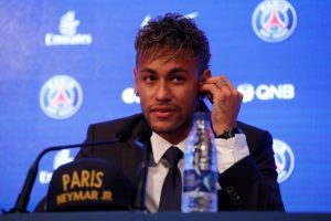 Neymar habla en conferencia de prensa con PSG