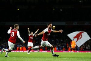 Los 'Gunners' le dieron vuelta y derrotaron 4-3 a los 'Foxes' en el Emirates con anotaciones de Lacazette, Welbeck, Ramsey y Giroud. Por el Leicester descontaron Okazaki y Vardy por 2.