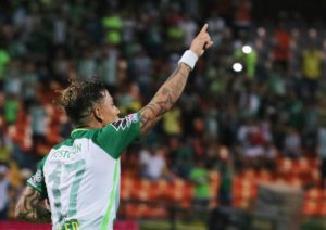 Dayo Moreno celebra un gol con Atlético Nacional