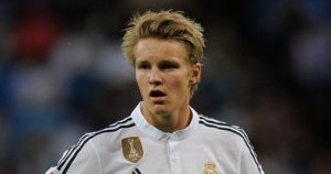 Martin Odegaard con el Madrid