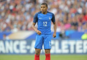 Mbappé con la selección francesa
