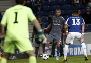 Ricardo Quaresma con el Besiktas ante el Porto