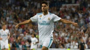 marco asensio celebra un gol con el real madrid temporada 2017-18