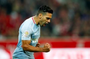 falcao celebra un gol con el mónaco en la ligue 1