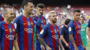 Busquets y Piqué con el Barca