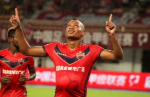 Harold Preciado terminó como el GOLEADOR de la segunda división de China. Empató al boliviano Moreno Martins. El nacido en Tumaco anotó 23 goles en la China League One.