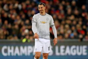 Ibrahimovic con el United en Champions