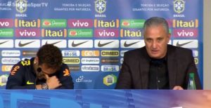 Neymar llorando con tite de brasil