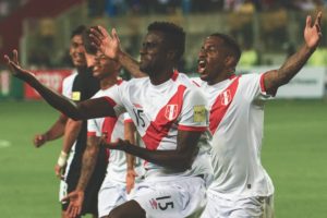 Perú celebra a lo grande el último boleto a #Rusia2018 (2-0) ante nueva zelanda