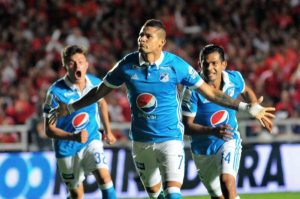 Ayron del valle millonarios celebrando un gol