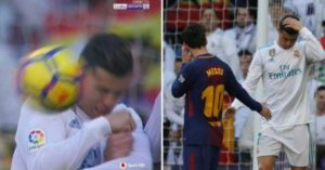 Balonazo en la CARA de Messi a Cristiano