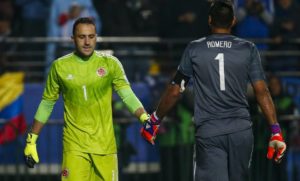 Ospina junto a Chiquito Romero