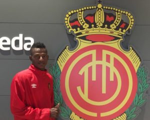 Anderson Arroyo ficha por el liverpool y jugará en mallorca. Llega proveniente de Fortaleza de COLOMBIA