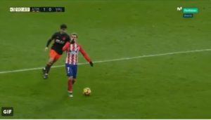 Griezmann mandó a callar a su afición después de que le pitaran en el valencia atletico de madrid