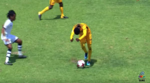 Los Jugadores del Kaizer Chiefs sudafricano humillaron a sus rivales del Platinum Stars en el minuto de adición con un OLÉ de más de un minuto tras ir ganando 4-2