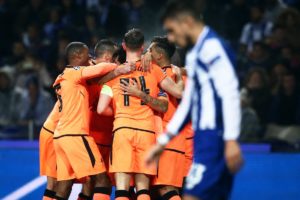 liverpool golea al porto y pone un pie en cuartos de la champions league 2017-18