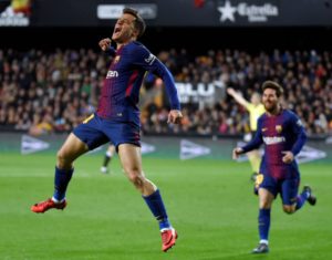 La sonrisa de Messi, el grito de Coutinho con su primer gol en el barcelona