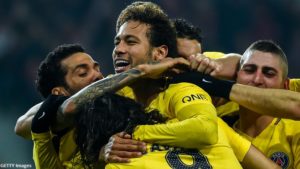 neymar celebra un gol con el psg
