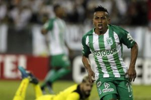 Vladimir hernandez celebra gol con nacional en copa libertadores