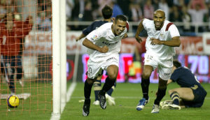 Luis Fabiano y Kanouté con el Sevilla