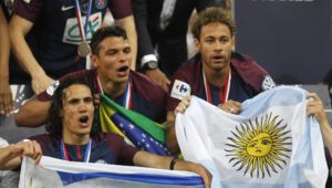 neymar cavani y thiago motta en el psg