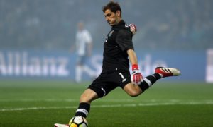 Casillas con el Porto