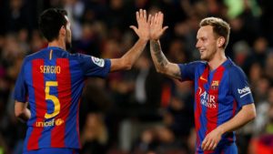 busquets y rakitic en el barcelona