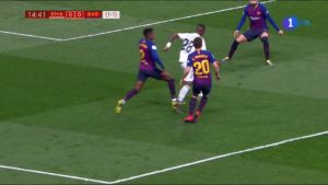 penalti no pitado de Semedo a Vinicius