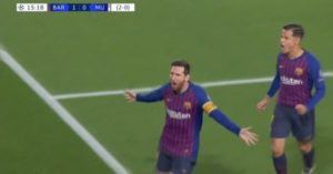 GOLAZO de Messi: Caño maravilloso, acomodada nivel Dios y remate perfecto ante el united
