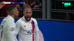 DESCOMUNAL carrera de Mbappé para asistir a Neymar