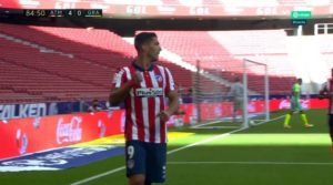 Luis Suárez. 15 minutos sobre el campo: 1 gol y 1 asistencia. El debut soñado. Manita del Atleti al Granada.